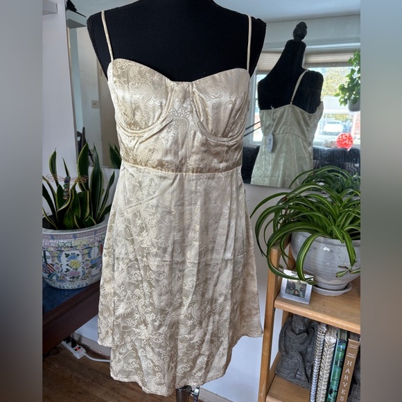 NWT Princess Polly CHAMPAGNE POP MINI DRESS Dragon Print Slip Dress Y2K SZ10 - Picture 4 of 7